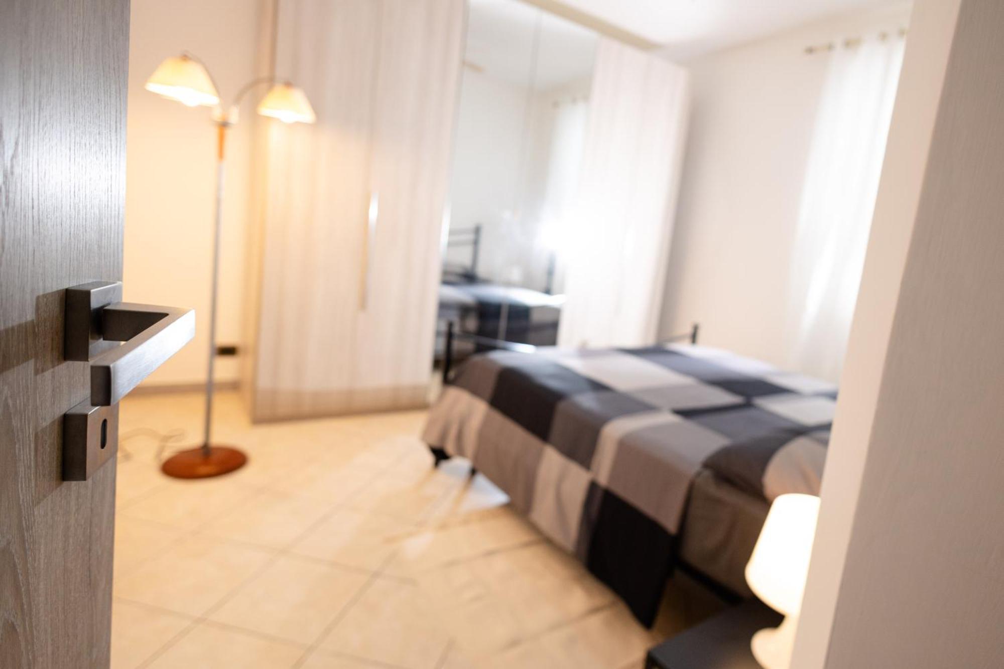 Delightful Apartment Close To The Center Ostia Buitenkant foto
