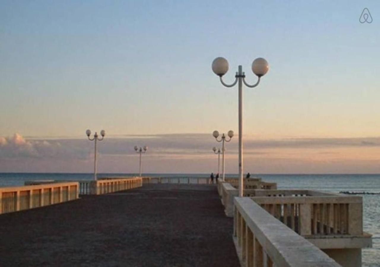 Delightful Apartment Close To The Center Ostia Buitenkant foto