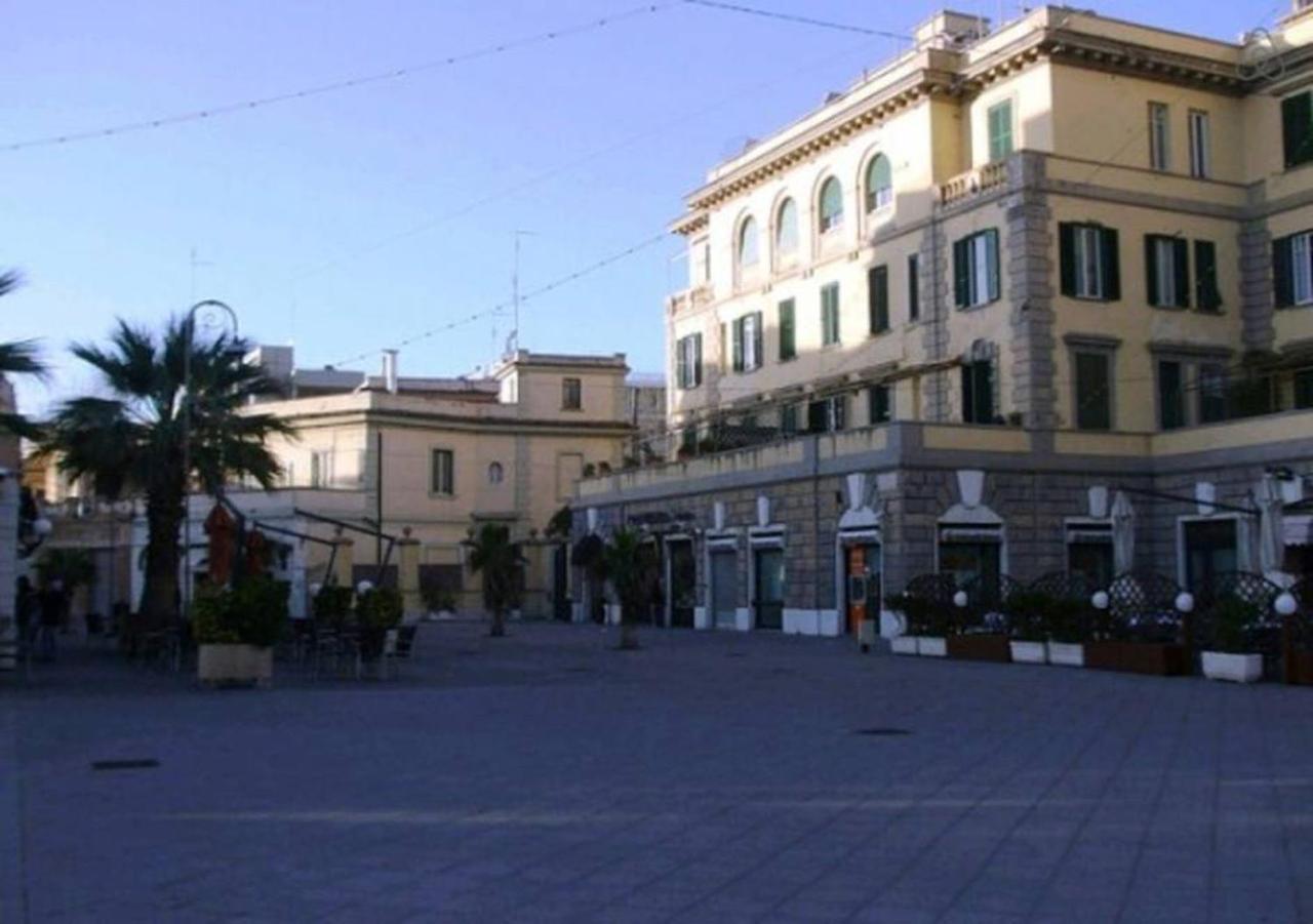 Delightful Apartment Close To The Center Ostia Buitenkant foto